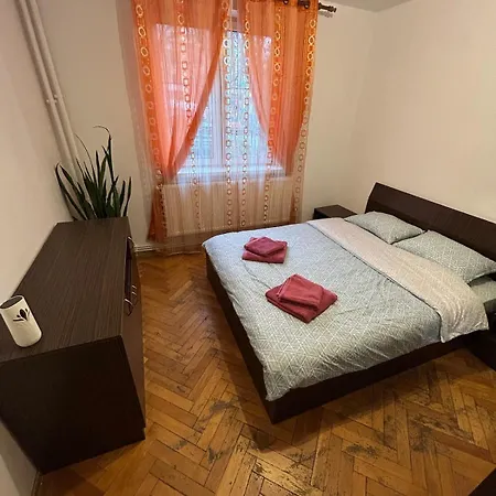 2-room 15min Center